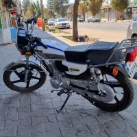 موتور سیکلت پرواز 200 رنگ سفید مدل ۱۴۰۴ بی عیب نقص|موتورسیکلت|سیرجان, |دیوار