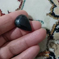 نگین اشکی شکل شبق اصل و معدنی