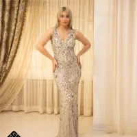 استخدام خانم مدل حرفه ای لباس