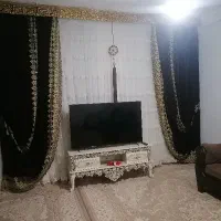 پرده حریر جنس خوب. دوتا دستک مخمل .4تومن
