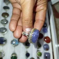 عقیق یمن سرخ و کبود