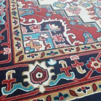 فرش ۷۰۰ شانه ۱۲ متری