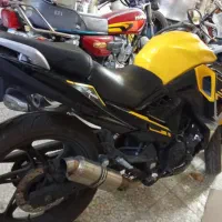 مگلی ۲۰۰ مدل1401 کارکرد 7000 رنگ زرد مشکی