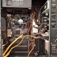 کامپیوتر|رایانه رومیزی|قم, تعویض پلاک|دیوار