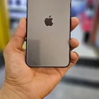 اپل iPhone 11 Pro Max با حافظهٔ ۲۵۶ گیگابایت