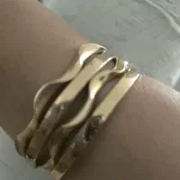 طلا النگو ودستبد