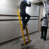 تعمیرات تخصصی کرکره برقی وقدیمی/کادرفنی/24ساعته.
