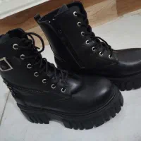 بوت و کفش نو|کیف، کفش، کمربند|باقرشهر, |دیوار