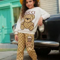 لباس بچگانه|کفش و لباس بچه|مهاباد (آذربایجان غربی), |دیوار