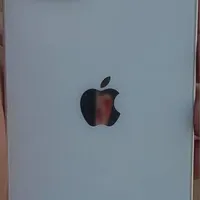 اپل iPhone 13 با حافظهٔ ۱۲۸ گیگابایت