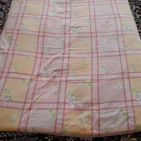 لحاف وتشک دونفره کاملا نوهستش کلا استفاده نشده
