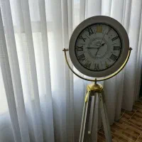 ساعت ایستاده