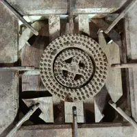 اجاق گاز 2شعله سالم صفحه چدنی