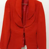 کت کوتاه مناسب روی سارافون و شلوار