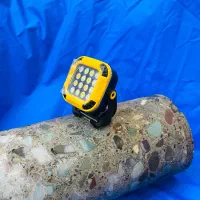 پروژکتور جیبی شارژی/آفتابی مهتابی و نچرال اورجینال