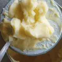 عسل وروغن حیوانی