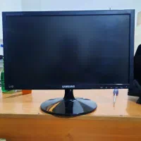 مانیتور ۲۰ اینچ سامسونگ سالم و کامل