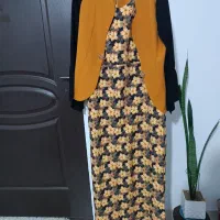 پیراهن و مانتو در حد نو