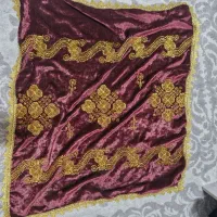 رومیزی قدیمی مخمل زرشکی|پرده، رانر، رومیزی|کرج, شهرک امام رضا (ع)|دیوار