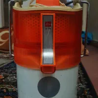 یک دستگاه آب میوه گیری توشیبا سالم