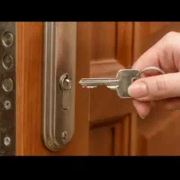 کلیدسازی باز کردن قفل منزل و خودرو ساخت سوییچ|خدمات پیشه و مهارت|فولادشهر, B5|دیوار