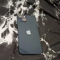 اپل iPhone 13 با حافظهٔ ۱۲۸ گیگابایت
