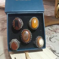 انگشتر با نگین عقیق