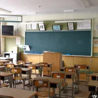 استخدام خدمت گذار مدرسه