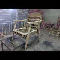 شاگرد نجار