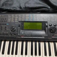 یک دستگاه کیبورداموزشی یاماها a3 به فروش میرسد