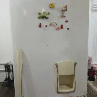 یخچال نیمه فریزر