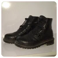 نیم بوت  فقط 300