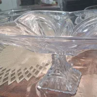 تعدادی ظروف پذیرایی