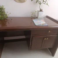 میز تحریر اداری