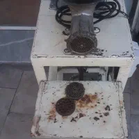 چرخ گوشت برقی بزرگ .  با دینام آلمانی  GDR|خردکن، آسیاب، غذاساز|تهران, پارک شهر|دیوار