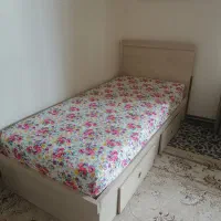 دو عدد تخت خواب یک نفره|تخت و سرویس خواب|گرمدره, |دیوار