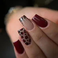 تخفیف خدمات ناخن