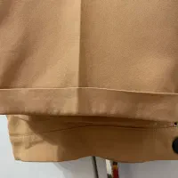 کت و شلوار زنانه|لباس|رشت, یخسازی|دیوار