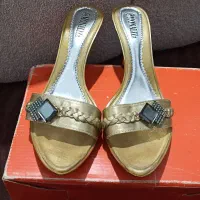 کفش مجلسی زنانه|کیف، کفش، کمربند|شهریار, حصار ساتی|دیوار