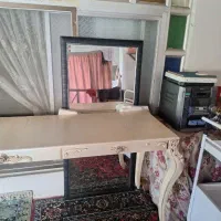 میز ناخن دونفره با شیشه دودی