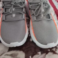 کفش راحتی|کیف، کفش، کمربند|شیروان (خراسان), |دیوار