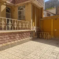 فروش-منزل-ویلایی-330-متر-17-شهریور