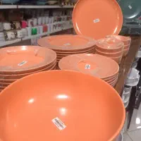 مغازه  چینی وبلورجات