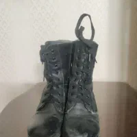 پوتین نو هستش|کیف، کفش، کمربند|قرچک, زیبا شهر|دیوار