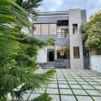 ویلا تریبلکس دارای استخرو روف فروش ویژه