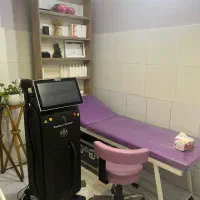 مرکز لیزر آوا