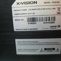 کامپیوتر کیس به همراه مانیتور