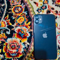 گوشی  ایفون 11.
