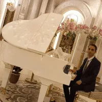نوازنده پیانو  پیانیست|خدمات پذیرایی، مراسم|تهران, میرداماد|دیوار