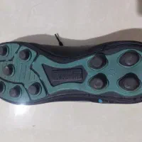 کفش استوک فوتبال|تجهیزات ورزشی|اندیشه, اندیشه فاز ۱|دیوار